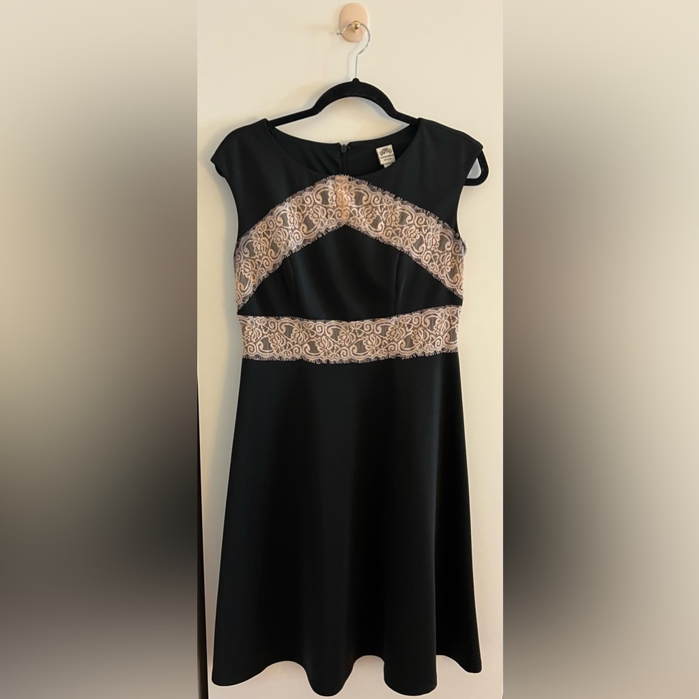 Sangria Petite Dress color black with lace color peach